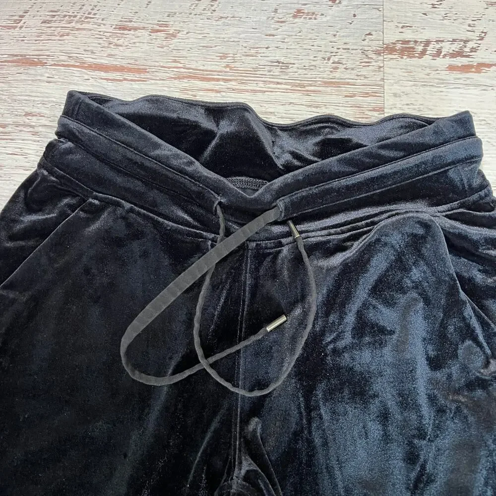 Lululemon Ready to Crush Velour Joggers SIZE 4 Black Plush Athleisure